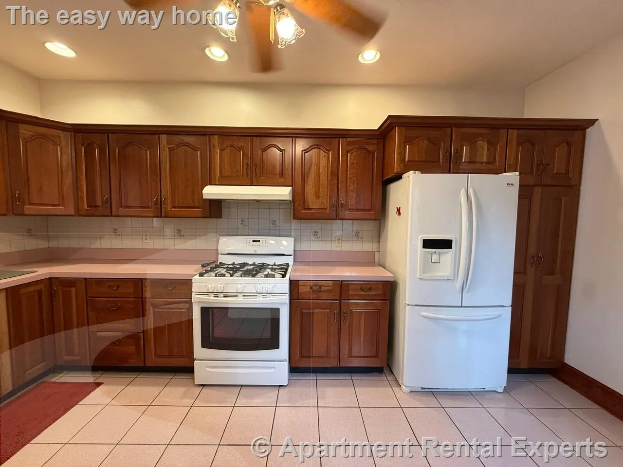 3 bed, 1 bath apartment for rent at 25 Putnam St, Prospect Hill — photo 10 of 23