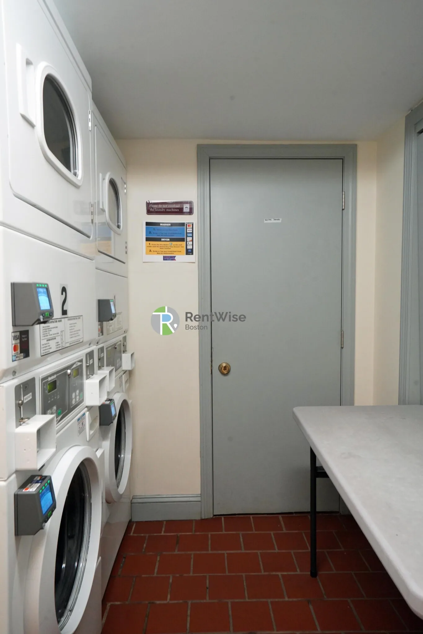 1 bed, 1 bath apartment for rent at 25 Queensberry St Unit 12, Fenway — photo 2 of 19