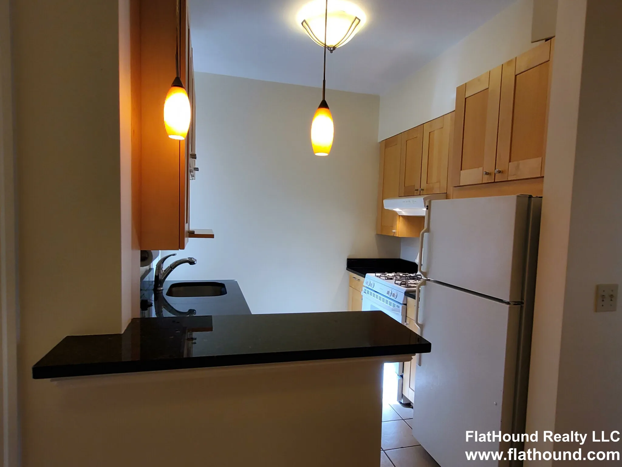 1 bed, 1 bath apartment for rent at 25 Queensberry St Unit 12, Fenway — photo 5 of 19