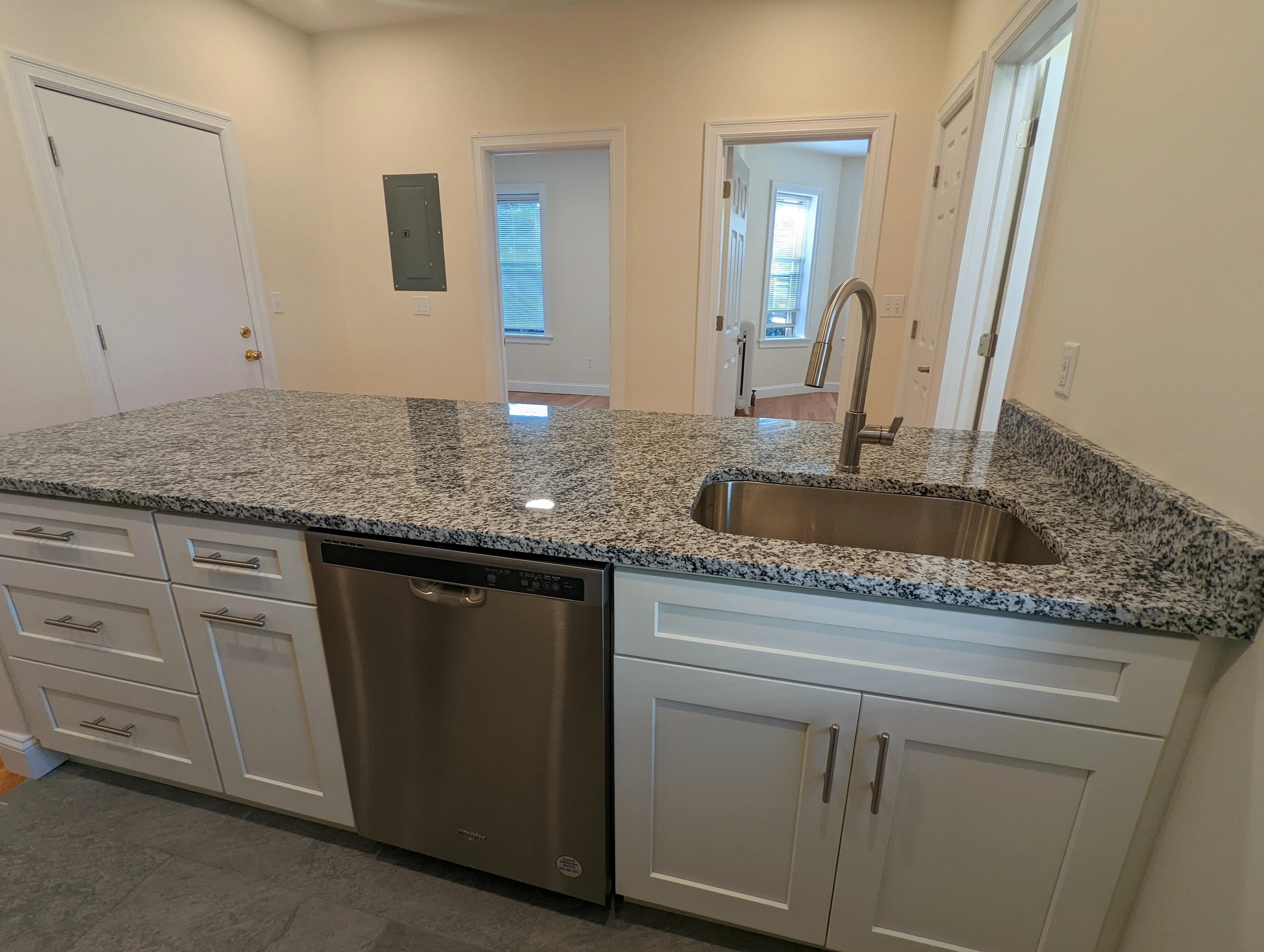 2 bed, 1 bath apartment for rent at 25 Queensberry St Unit 17, Fenway — photo 5 of 12