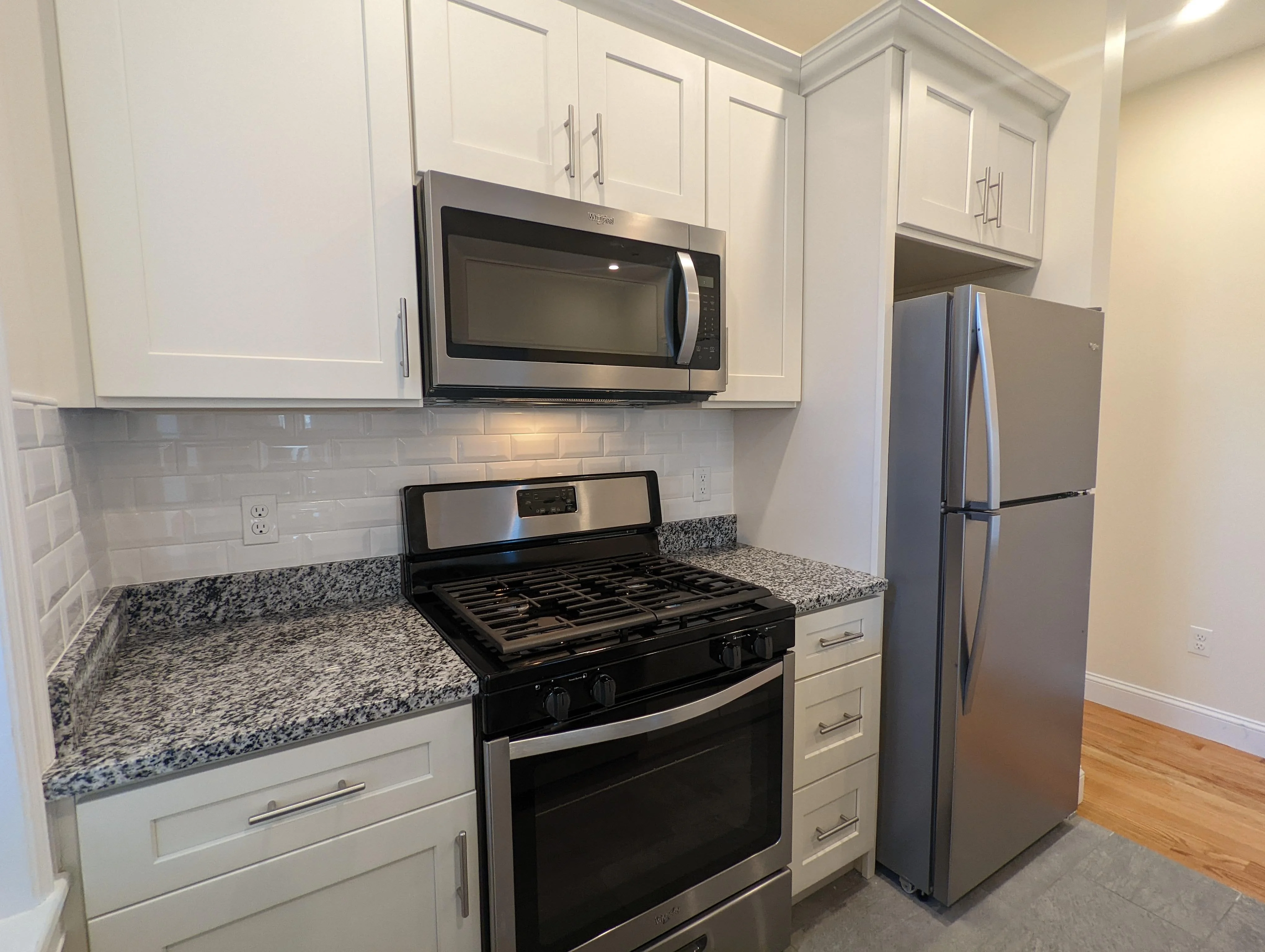 2 bed, 1 bath apartment for rent at 25 Queensberry St Unit 17, Fenway — photo 6 of 12