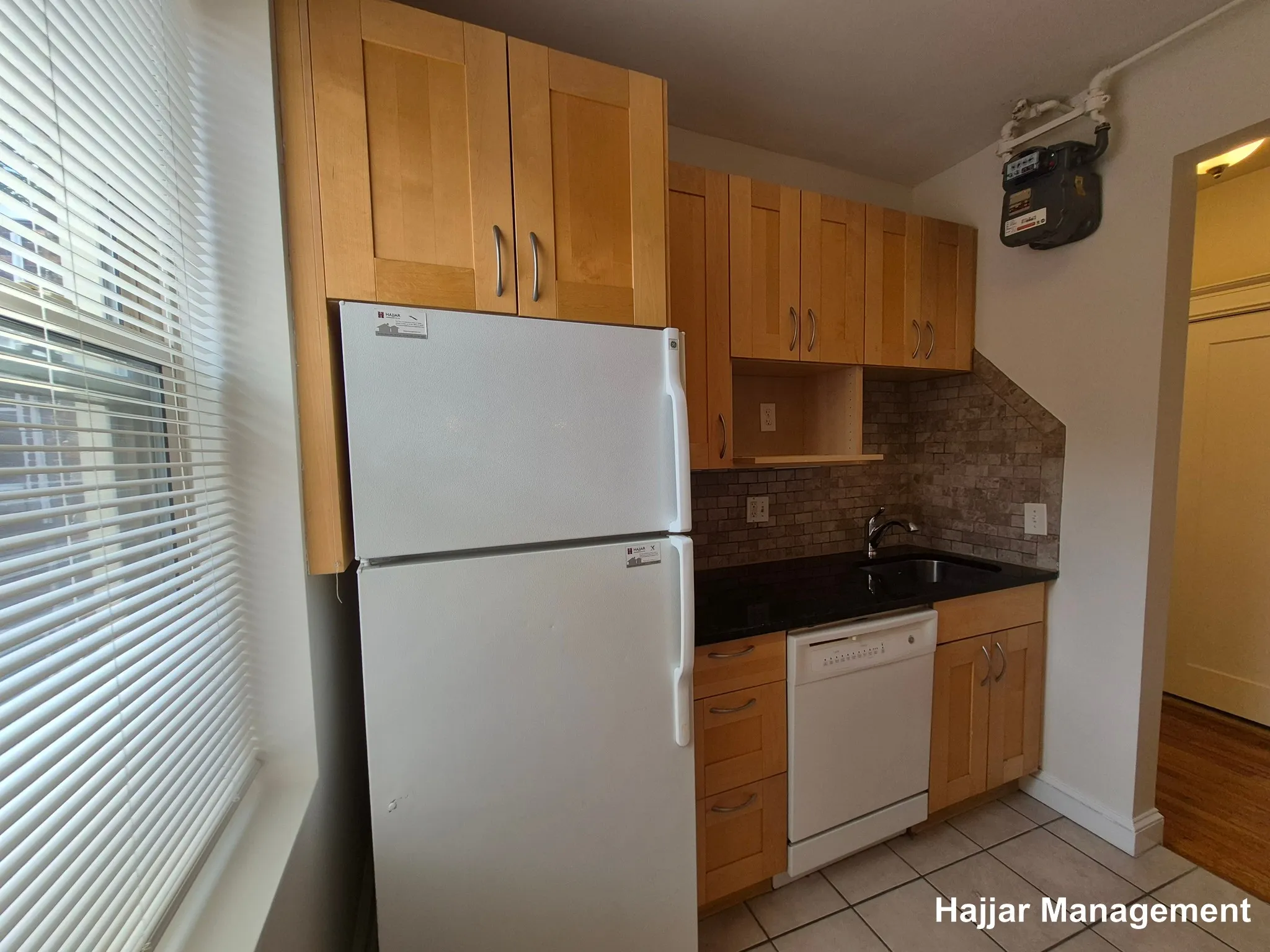 Studio bed, 1 bath apartment for rent at 25 Queensberry St Unit 20, Fenway — photo 24 of 28