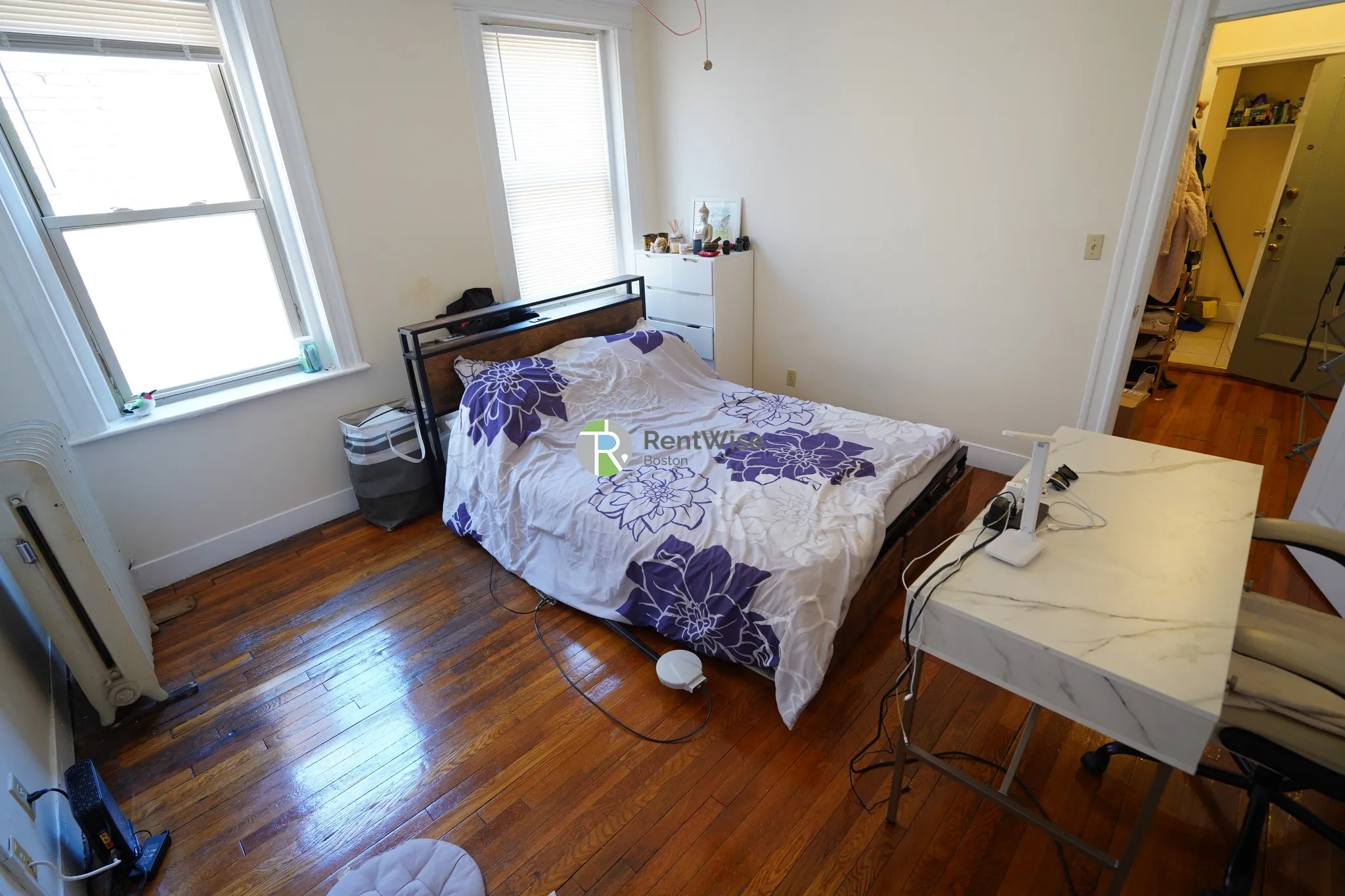 Studio bed, 1 bath apartment for rent at 25 Queensberry St Unit 20, Fenway — photo 5 of 28