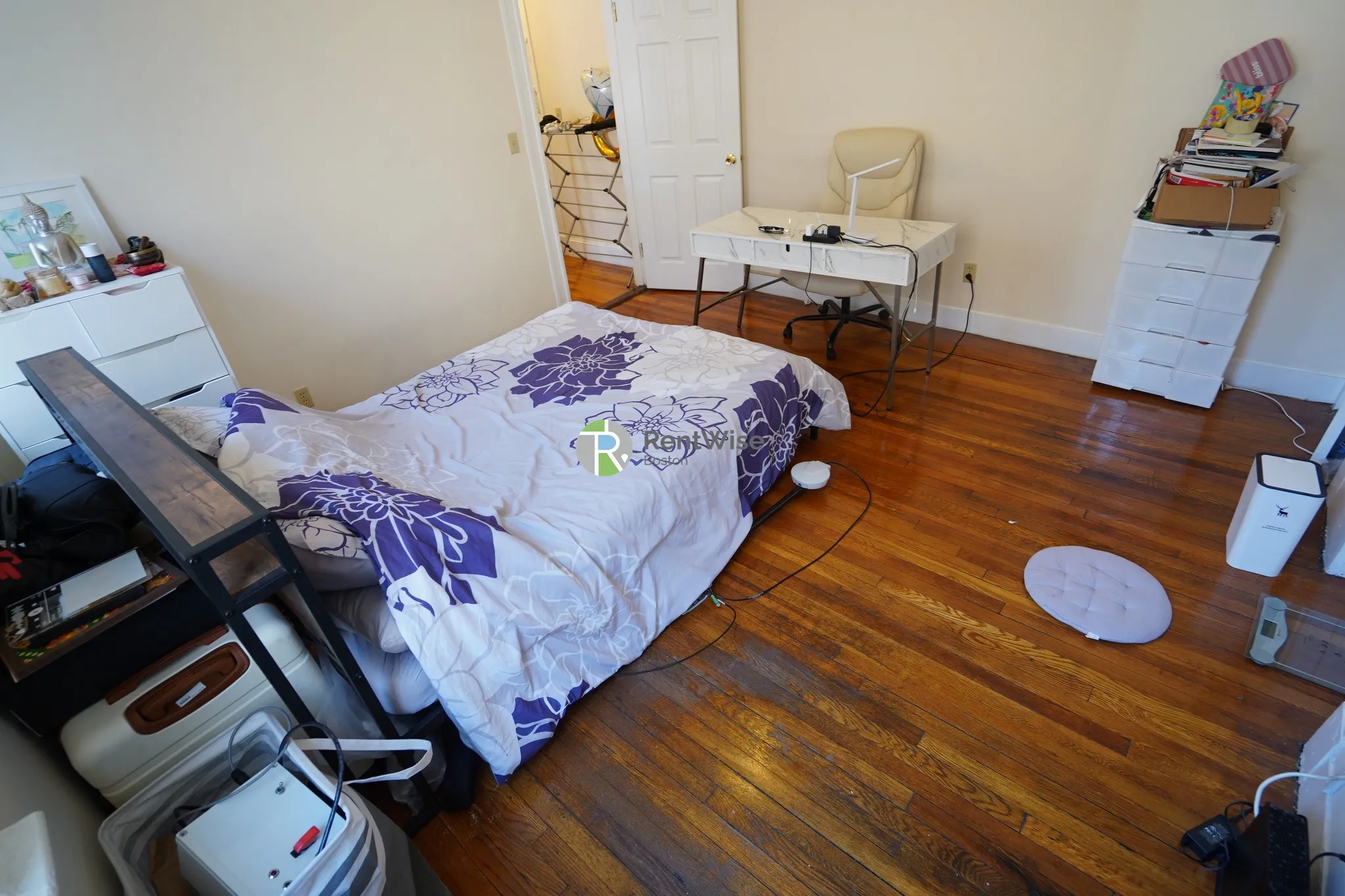 Studio bed, 1 bath apartment for rent at 25 Queensberry St Unit 20, Fenway — photo 2 of 12