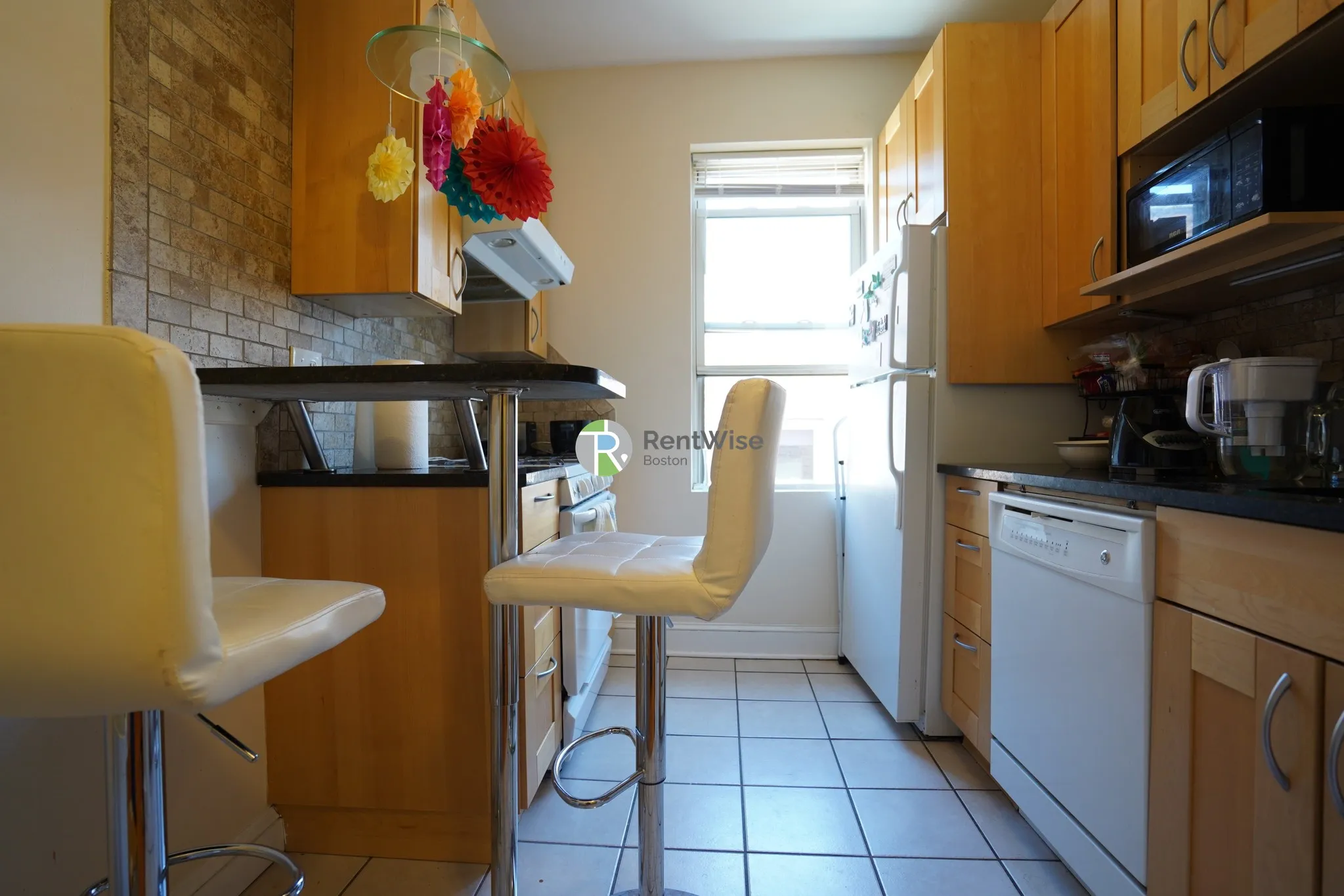 Studio bed, 1 bath apartment for rent at 25 Queensberry St Unit 20, Fenway — photo 5 of 12