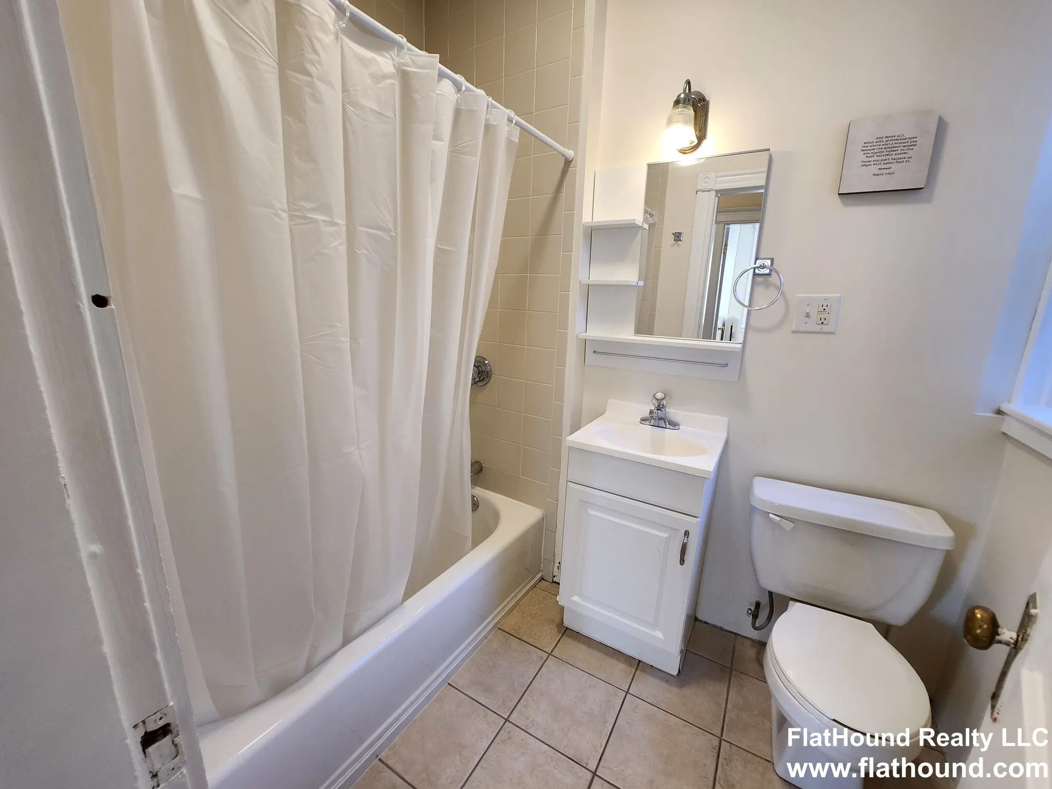 1 bed, 1 bath apartment for rent at 25 Queensberry St Unit 21, Fenway — photo 11 of 17
