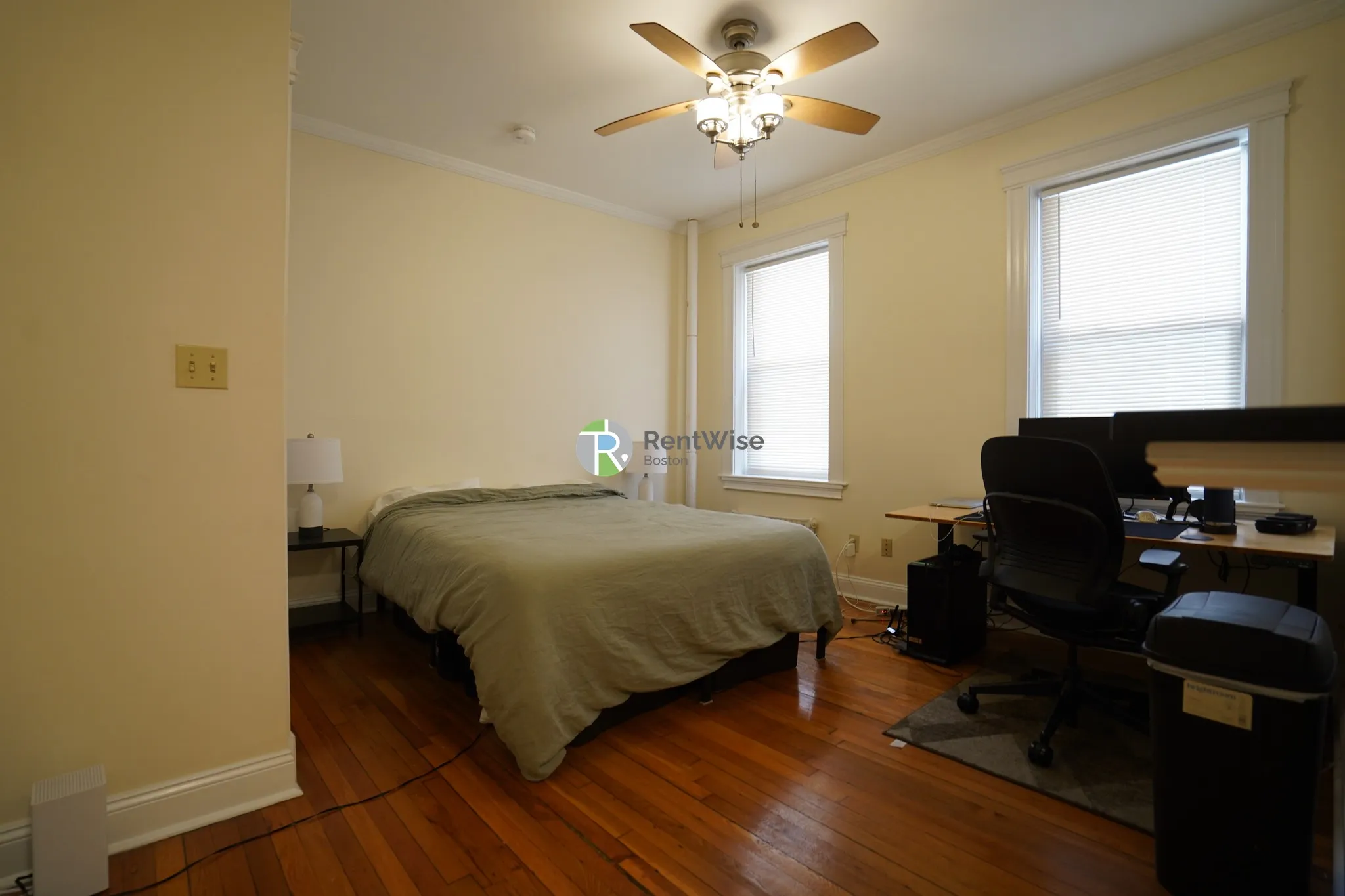 Studio bed, 1 bath apartment for rent at 25 Queensberry St Unit 4, Fenway — photo 5 of 24