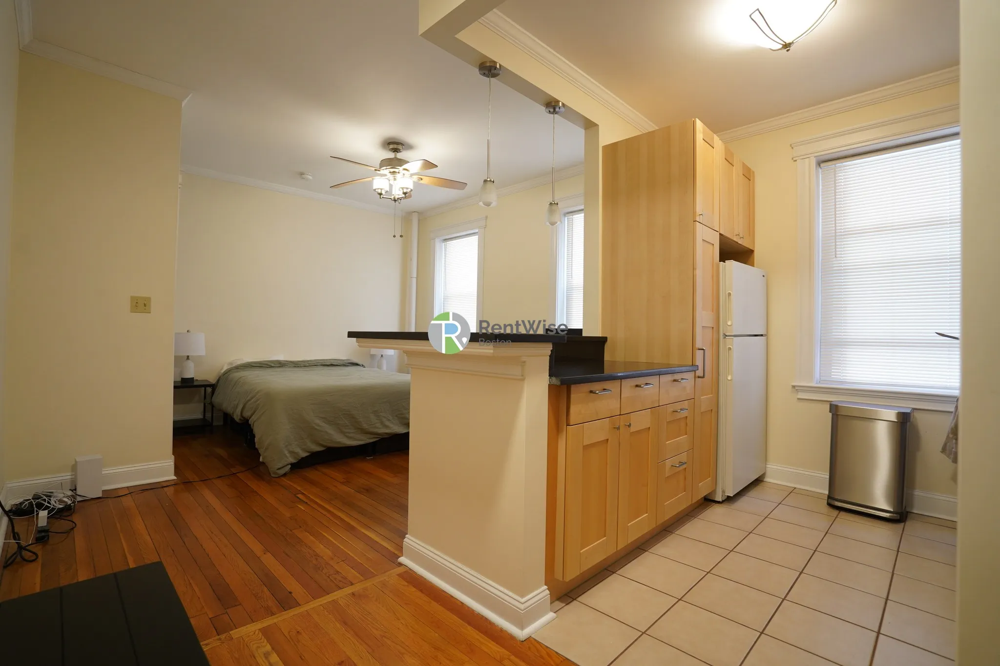 Studio bed, 1 bath apartment for rent at 25 Queensberry St Unit 4, Fenway — photo 1 of 24