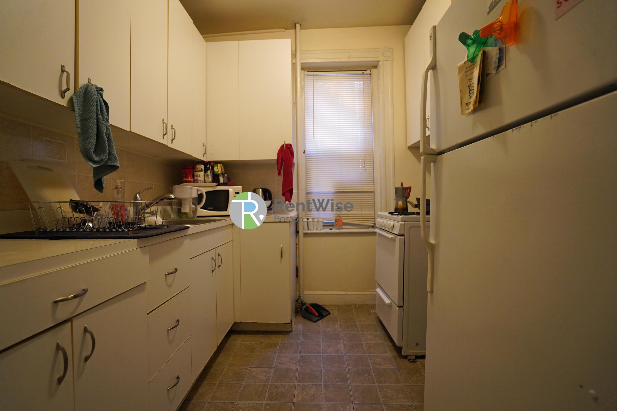 3 bed, 1 bath apartment for rent at 25 Queensberry St Unit 6, Fenway — photo 10 of 12