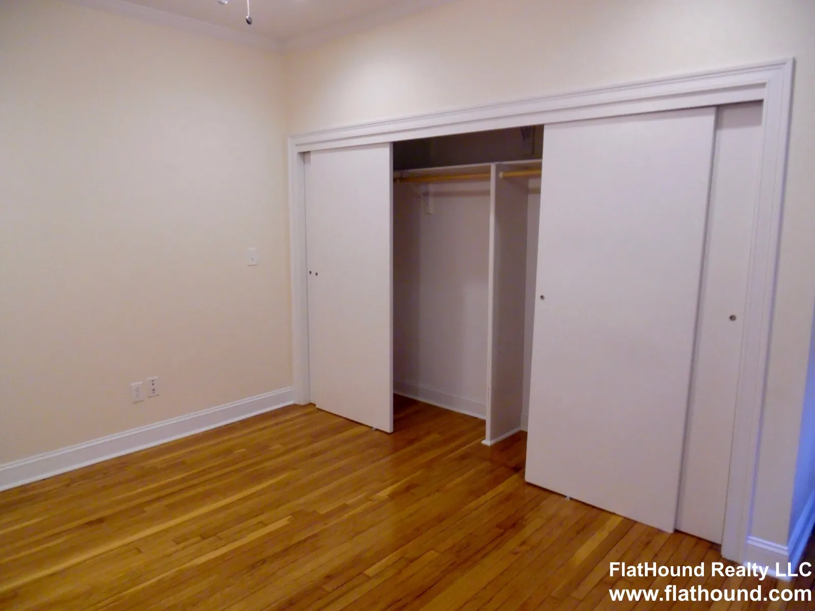 Studio bed, 1 bath apartment for rent at 25 Queensberry St Unit 9, Fenway — photo 3 of 12