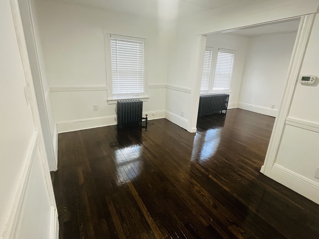2 bed, 1 bath apartment for rent at 25 R Auburn St Unit 1, Woburn — photo 5 of 10