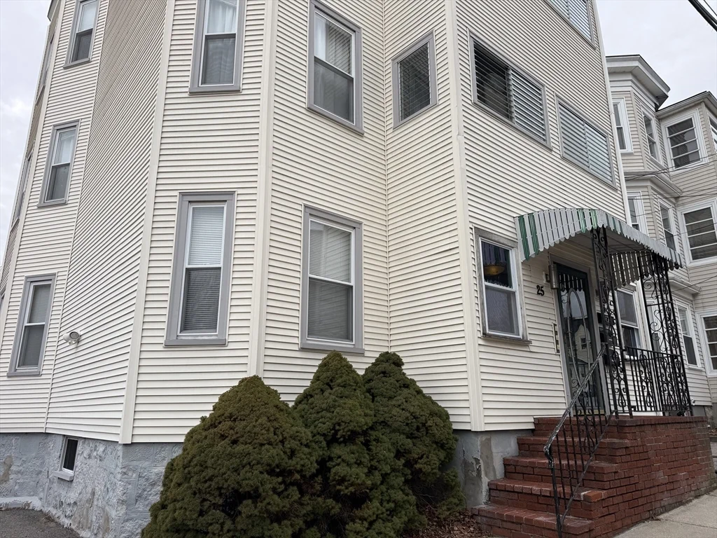 3 bed, 2 bath apartment for rent at 25 Ralph Piteri Ter Unit 1, Watertown — photo 1 of 16