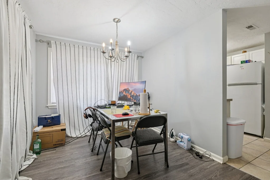 2 bed, 1 bath apartment for rent at 25 Rockland St Unit 3, West Roxbury — photo 6 of 9