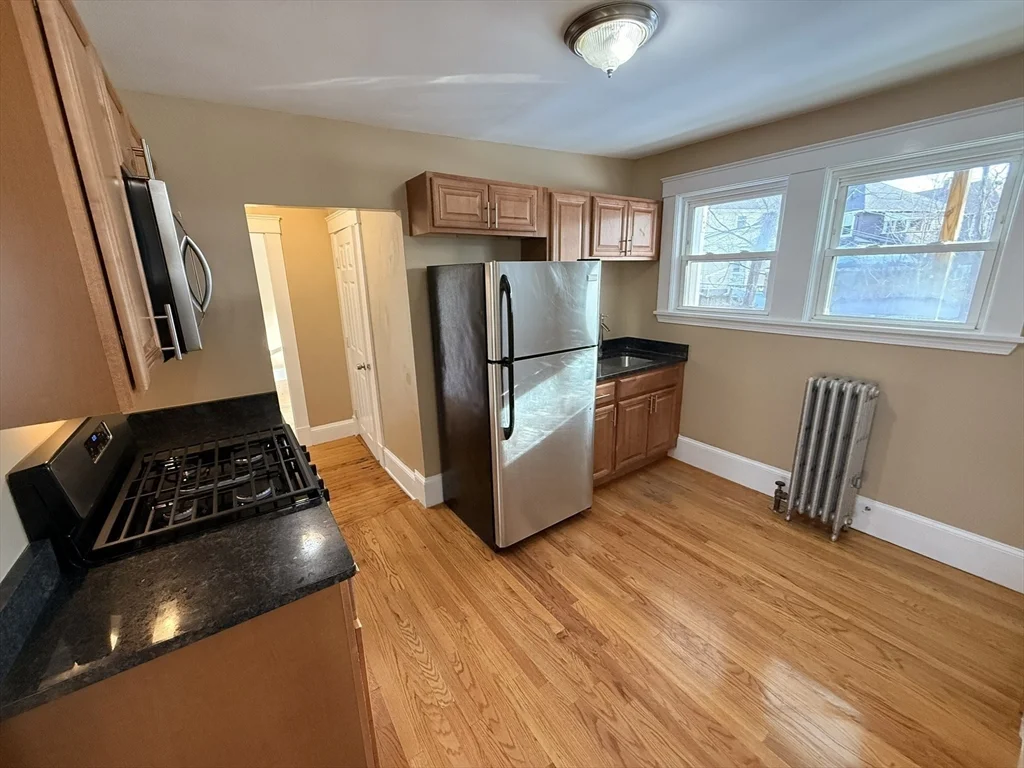 3 bed, 1 bath apartment for rent at 25 Ronan St Unit 2, Dorchester — photo 5 of 28
