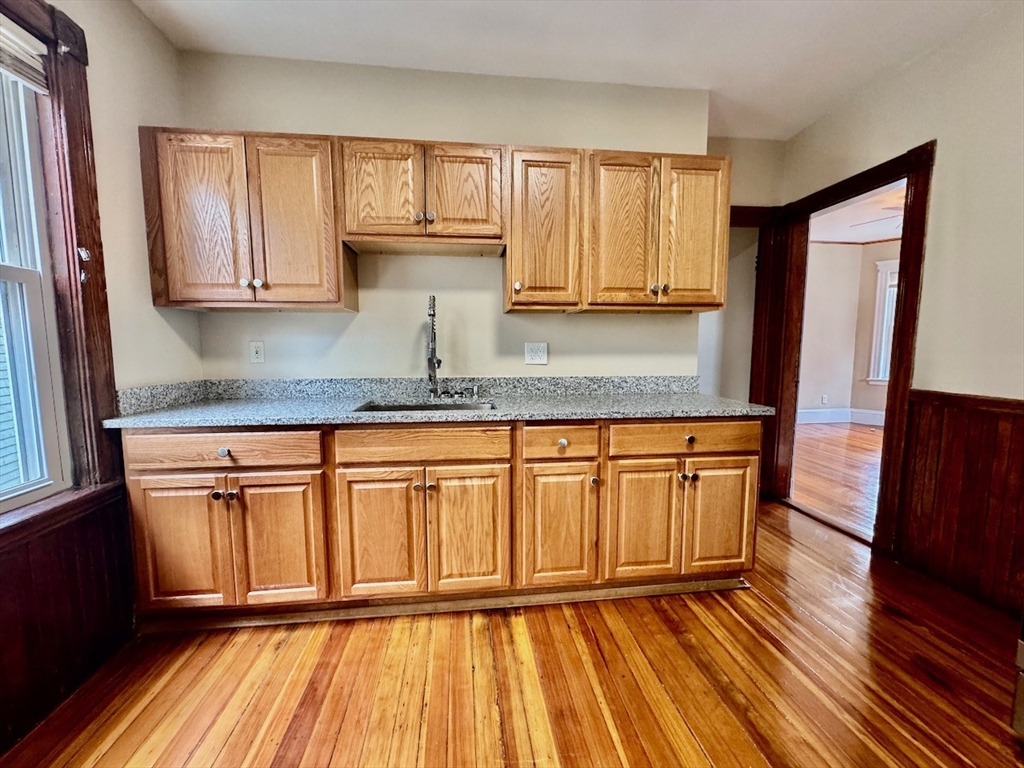 3 bed, 1 bath apartment for rent at 25 Rowell Unit 2, Dorchester — photo 17 of 22