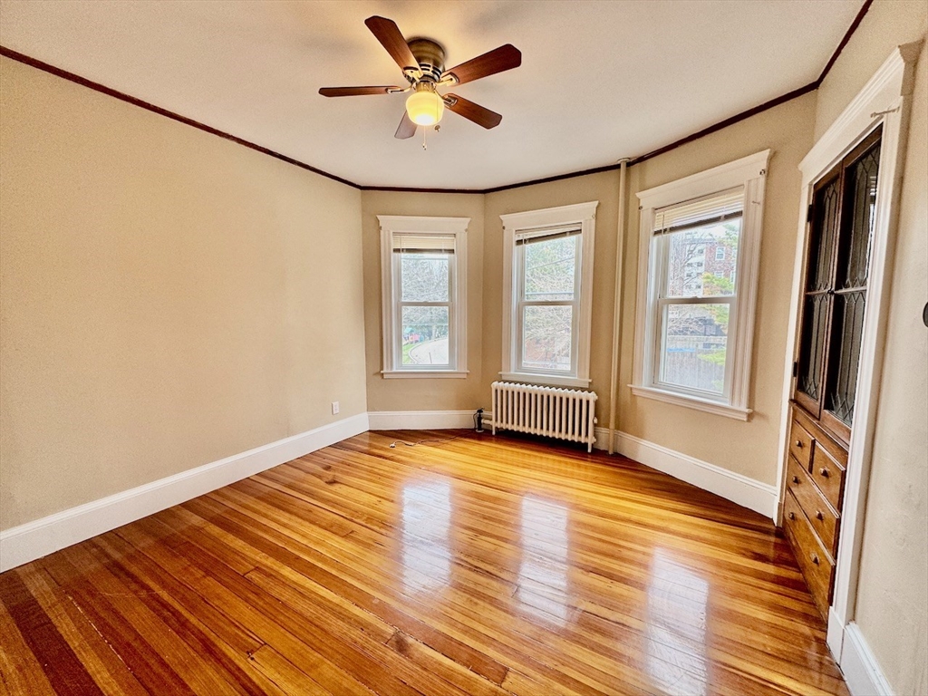 3 bed, 1 bath apartment for rent at 25 Rowell Unit 2, Dorchester — photo 20 of 22