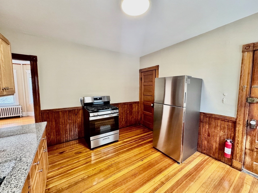 3 bed, 1 bath apartment for rent at 25 Rowell Unit 2, Dorchester — photo 13 of 22