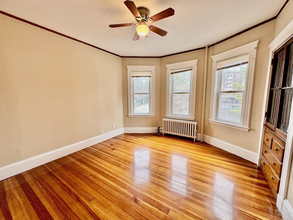 3 bed, 1 bath apartment for rent at 25 Rowell Unit 2, Dorchester — photo 2 of 22