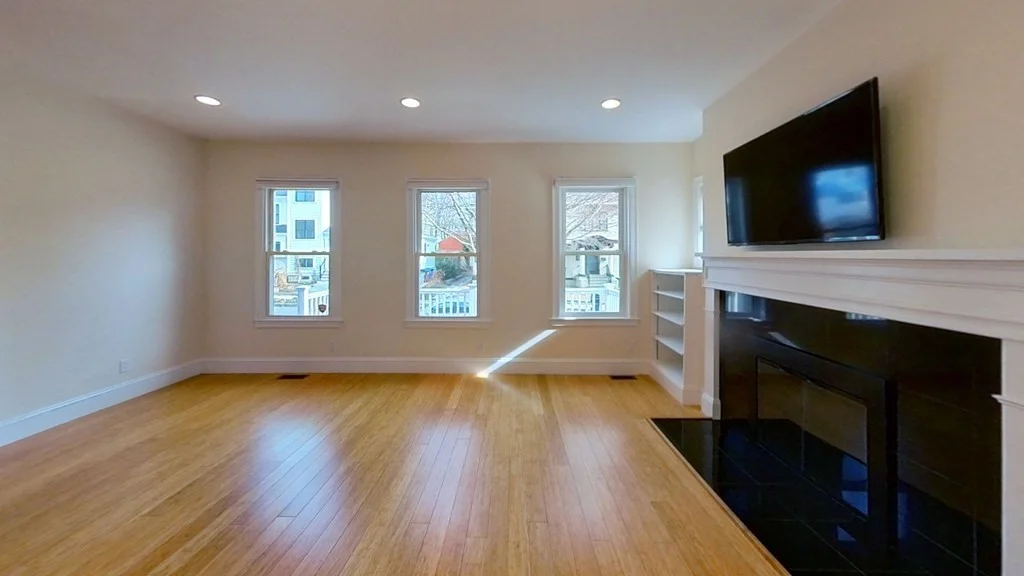 2 bed, 2 bath apartment for rent at 25 Russell St Unit 1, Brookline — photo 4 of 11
