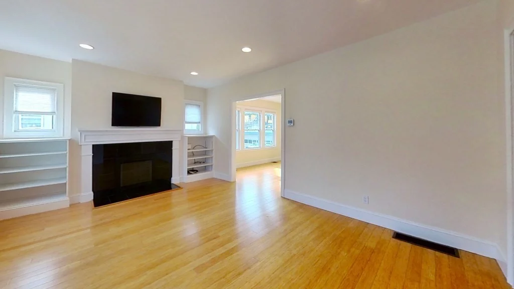 2 bed, 2 bath apartment for rent at 25 Russell St Unit 1, Brookline — photo 3 of 11