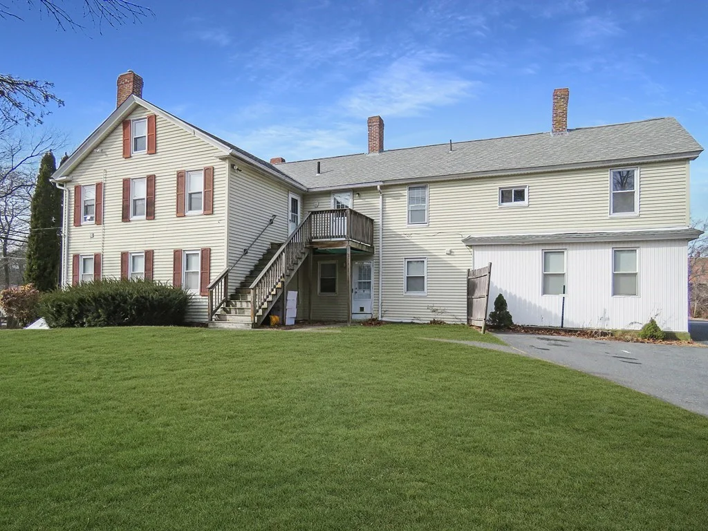 2 bed, 1 bath apartment for rent at 25 S Main St Unit 2, Millbury