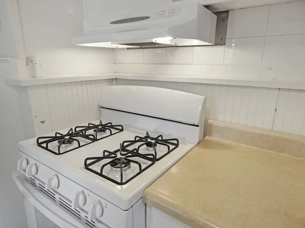 2 bed, 1 bath apartment for rent at 25 S Main St Unit 2, Millbury — photo 4 of 13