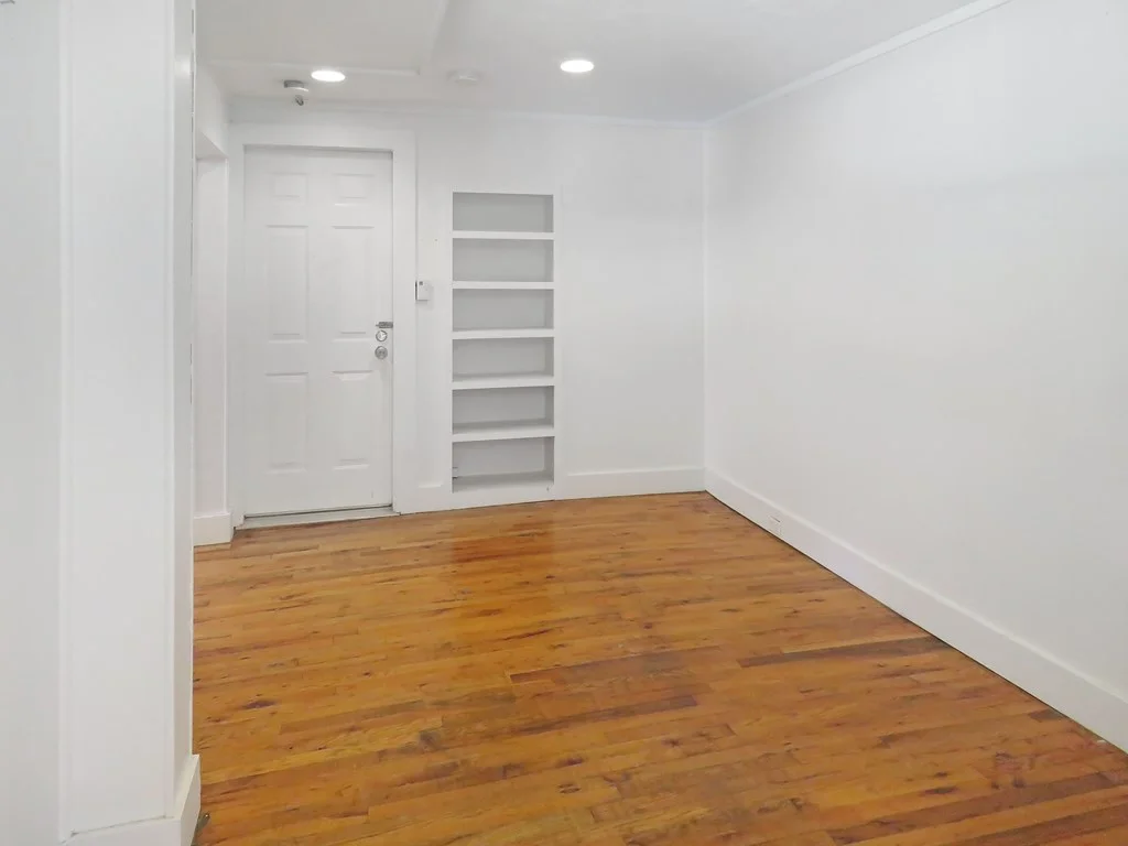 2 bed, 1 bath apartment for rent at 25 S Main St Unit 2, Millbury — photo 5 of 13