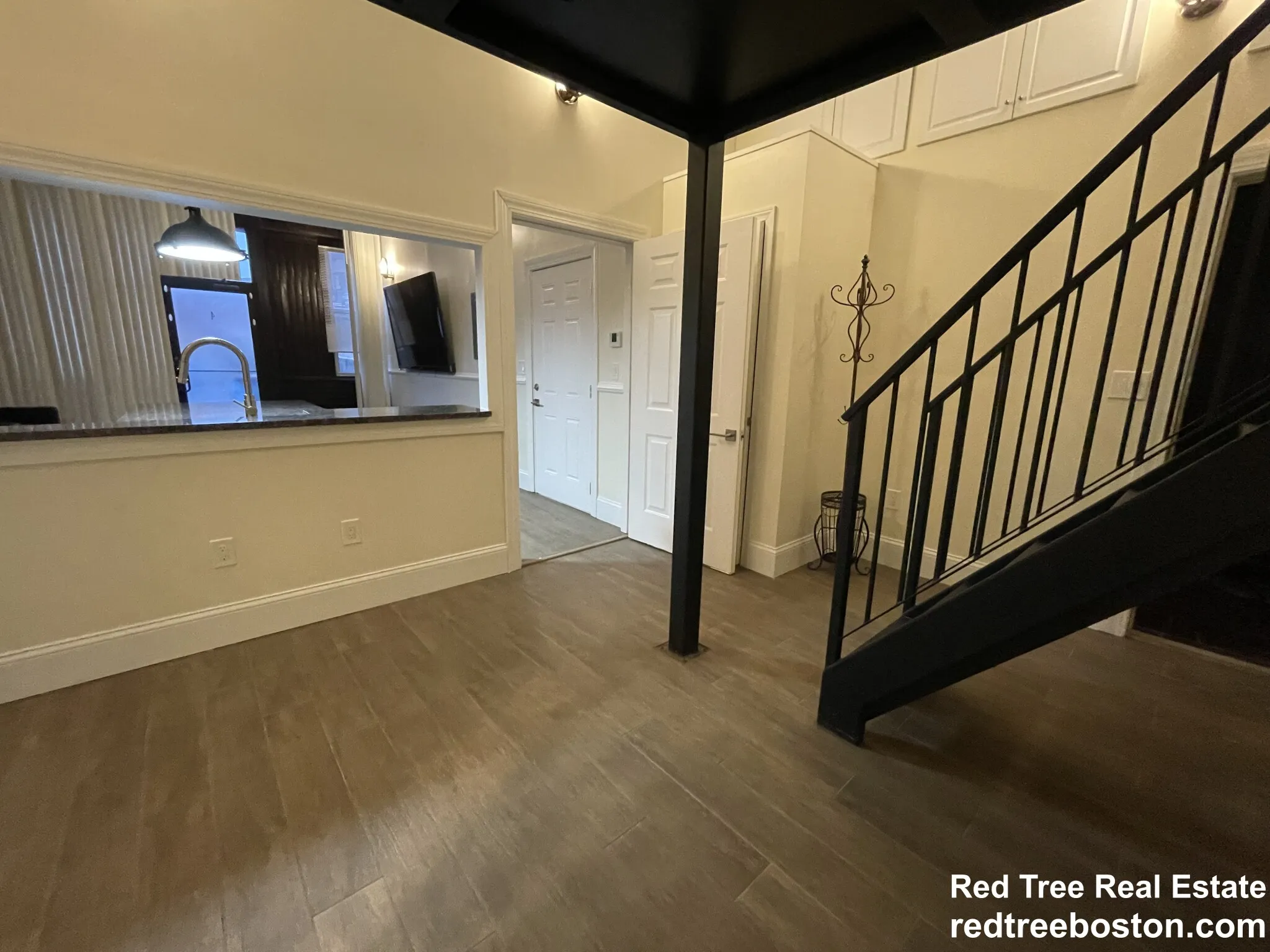 1 bed, 1 bath apartment for rent at 25 Saint Mary's Ct Unit 4, Coolidge Corner — photo 11 of 19