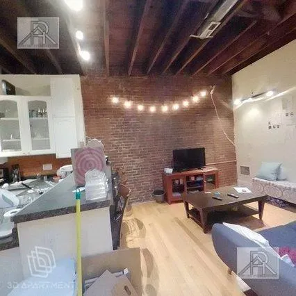 4 bed, 2 bath apartment for rent at 25 Saint Mary's St Unit 2, Brookline — photo 12 of 17