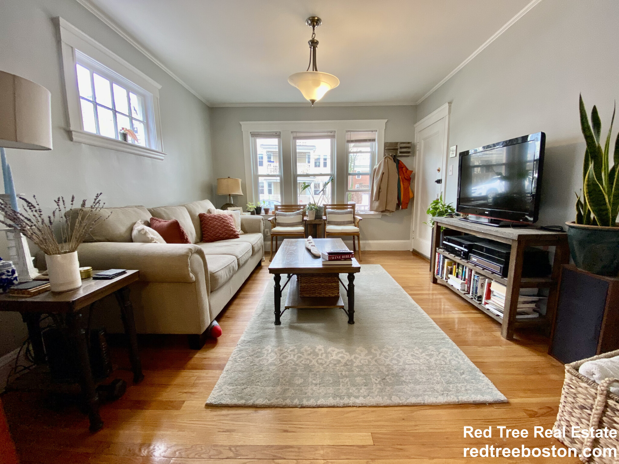 1 bed, 1 bath apartment for rent at 25 Saint Peter St Unit 1R, Jamaica Plain — photo 2 of 25