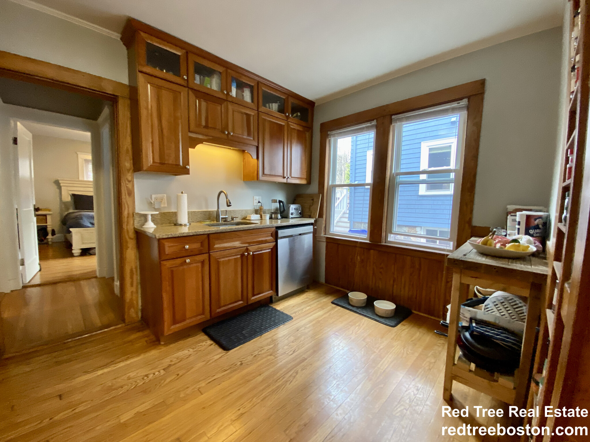 1 bed, 1 bath apartment for rent at 25 Saint Peter St Unit 1R, Jamaica Plain — photo 8 of 25