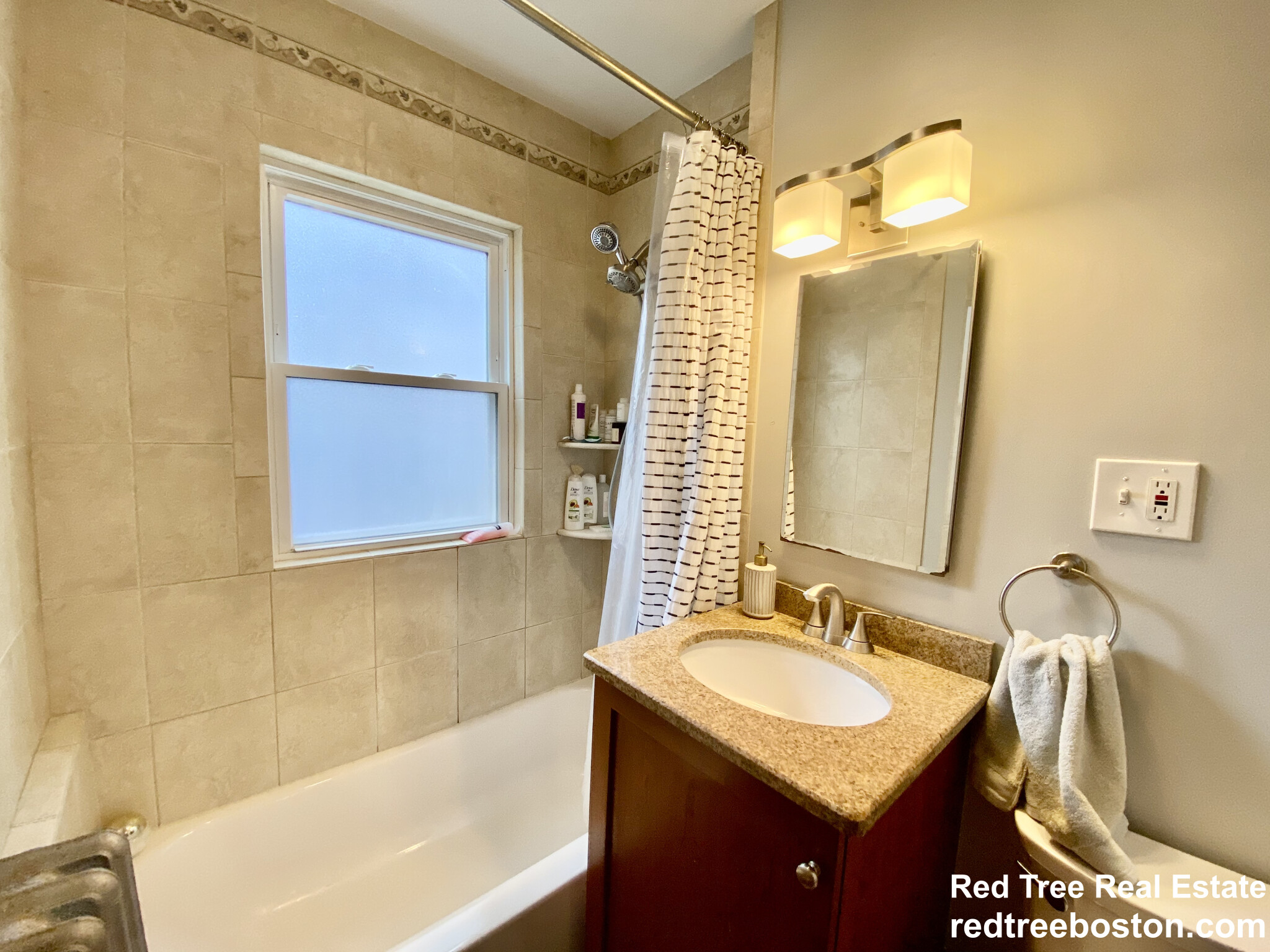 1 bed, 1 bath apartment for rent at 25 Saint Peter St Unit 1R, Jamaica Plain — photo 16 of 25