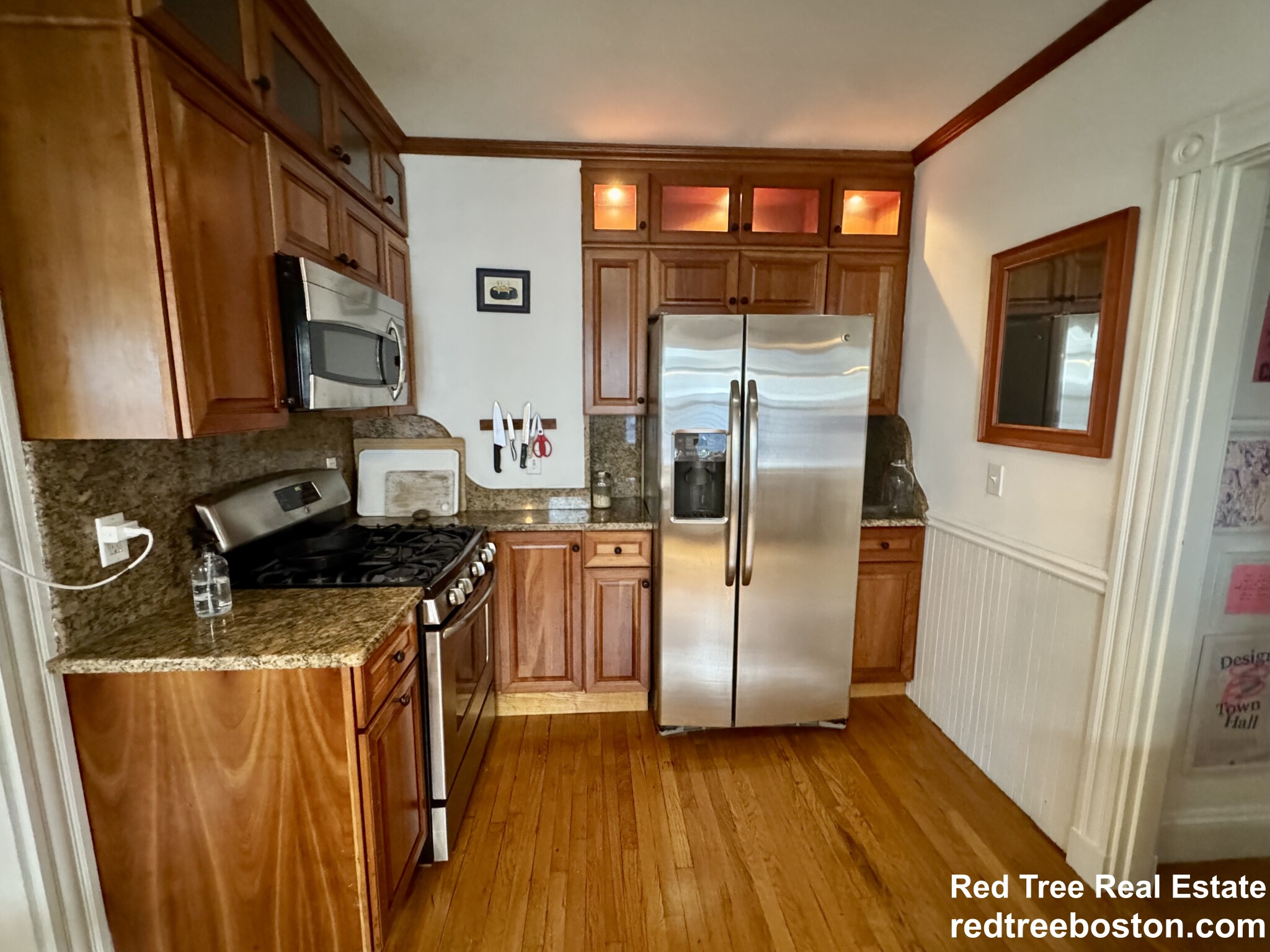 1 bed, 1 bath apartment for rent at 25 Saint Peter Unit 3R, Jamaica Plain — photo 7 of 17