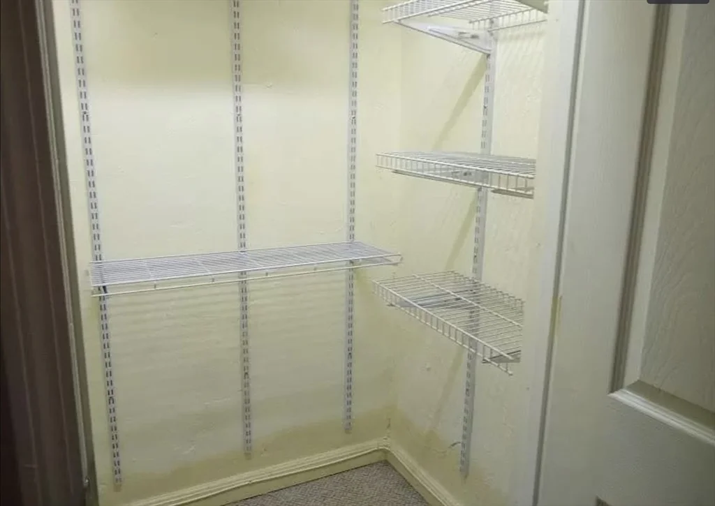 2 bed, 1 bath apartment for rent at 25 Saint Stephen Unit 1, Fenway — photo 16 of 18