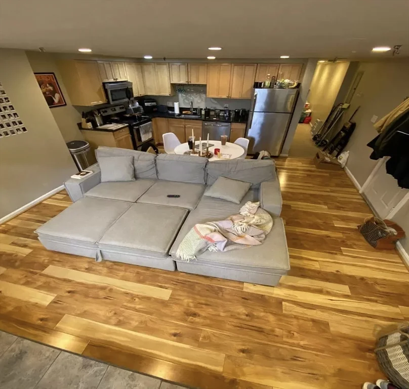 2 bed, 1 bath apartment for rent at 25 Saint Stephen Unit 1, Fenway — photo 6 of 18