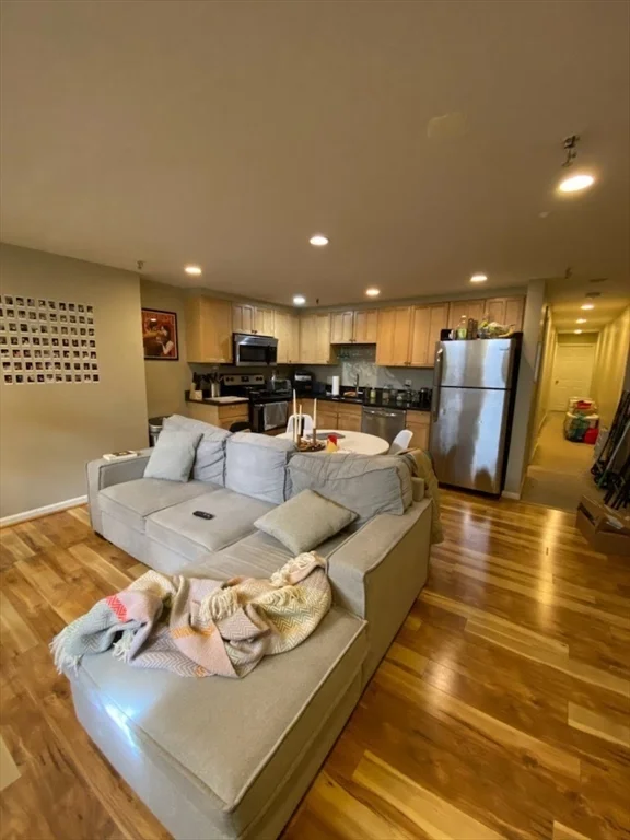 2 bed, 1 bath apartment for rent at 25 Saint Stephen Unit 1, Fenway — photo 2 of 18