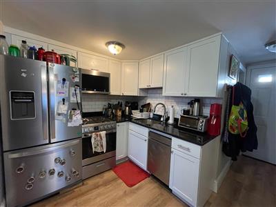 2 bed, 1 bath apartment for rent at 25 Sciarappa St Unit 1, East Cambridge — photo 2 of 12