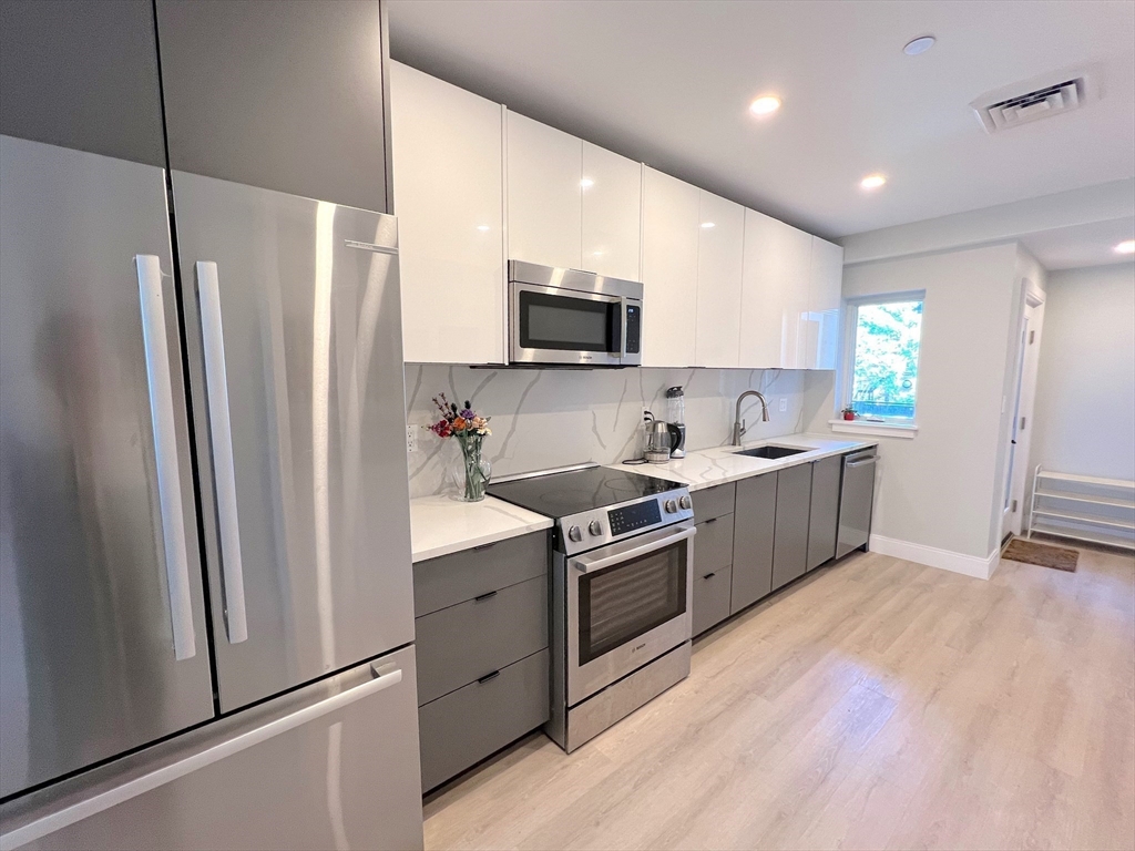 2 bed, 2 bath apartment for rent at 25 Second St Unit 201, Chelsea — photo 3 of 17
