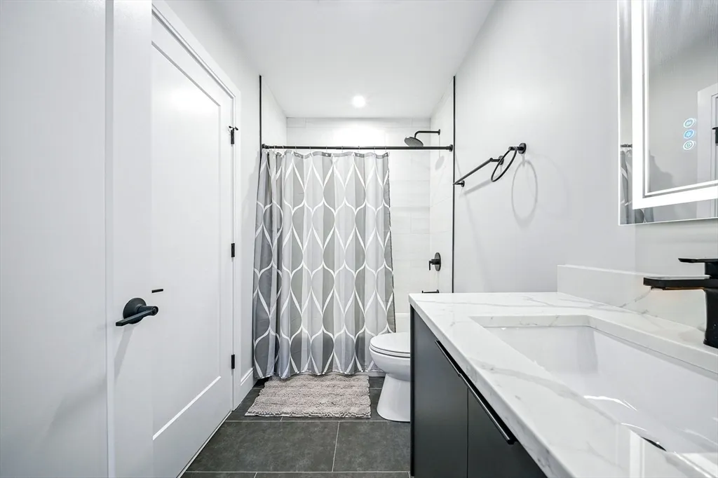 2 bed, 2 bath apartment for rent at 25 Second Unit 206, Chelsea — photo 26 of 40