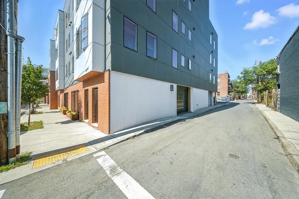 2 bed, 2 bath apartment for rent at 25 Second Unit 206, Chelsea — photo 3 of 40