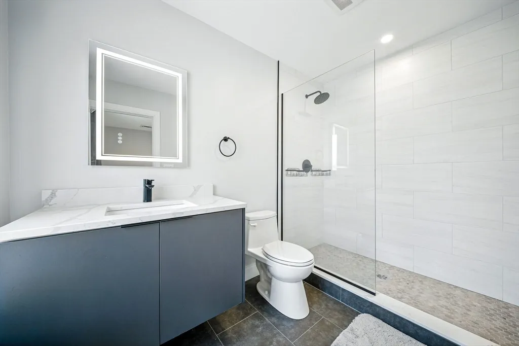 2 bed, 2 bath apartment for rent at 25 Second Unit 206, Chelsea — photo 34 of 40