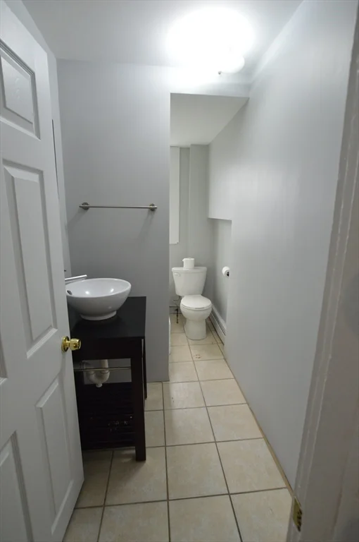 3 bed, 2 bath apartment for rent at 25 Sherman St Unit 2, Peabody — photo 6 of 10