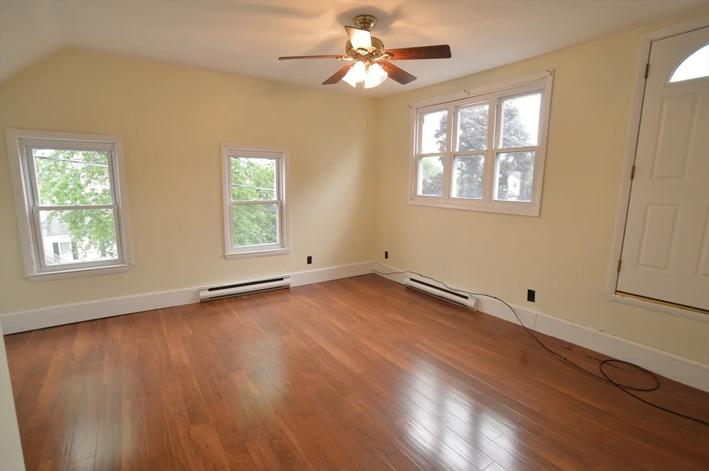 3 bed, 2 bath apartment for rent at 25 Sherman St Unit 2, Peabody — photo 8 of 10