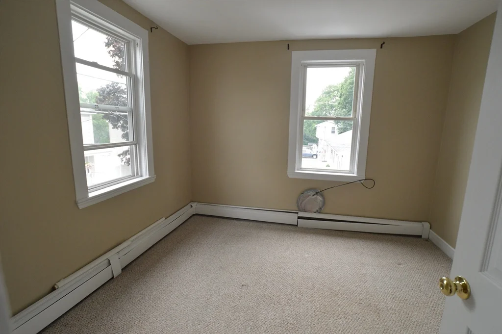 3 bed, 2 bath apartment for rent at 25 Sherman St Unit 2, Peabody — photo 5 of 10