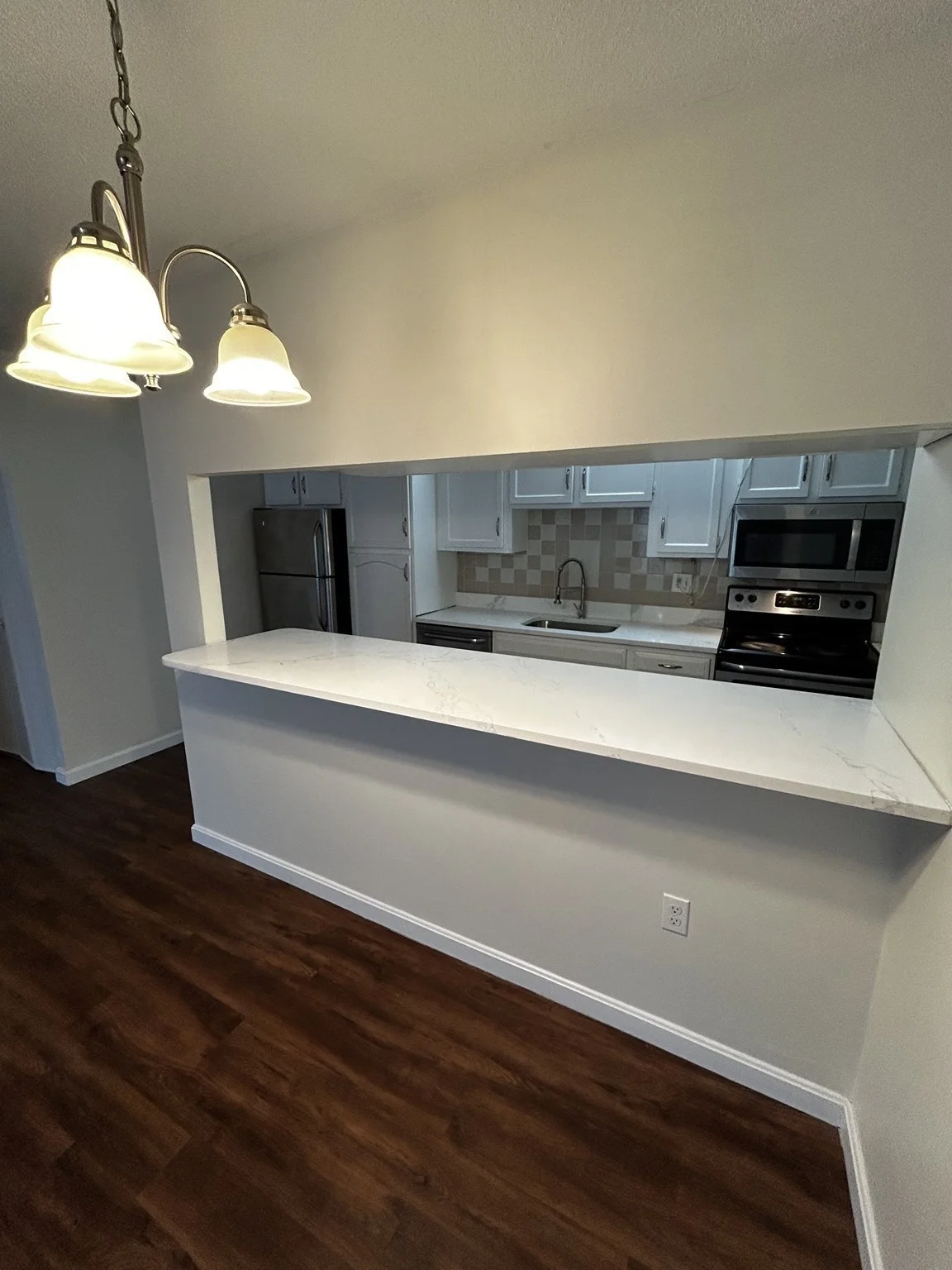 2 bed, 1 bath apartment for rent at 25 Skyline Dr Unit 5, Braintree