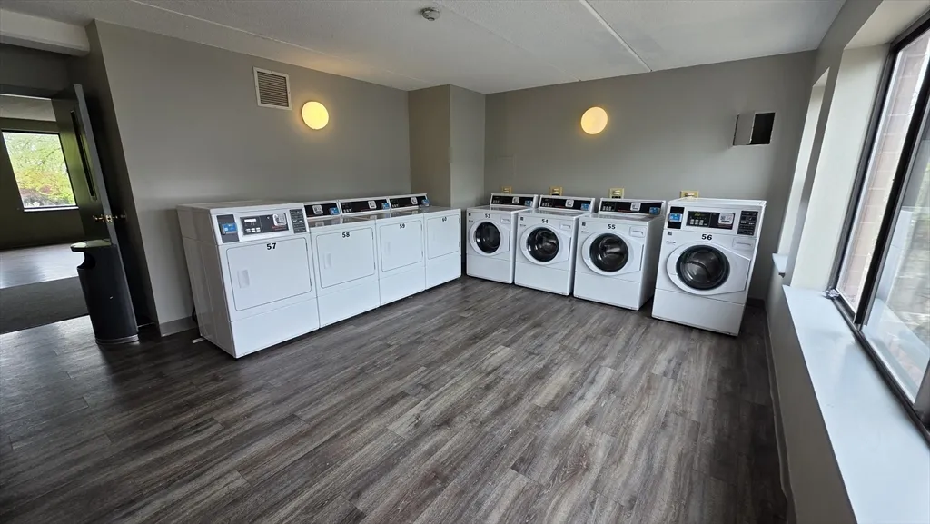 2 bed, 2 bath apartment for rent at 25 South Point Dr Unit 203, Dorchester — photo 14 of 14