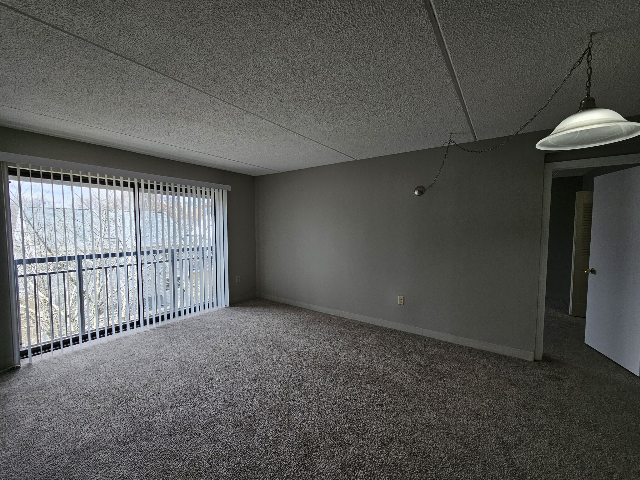 2 bed, 2 bath apartment for rent at 25 South Point Dr Unit 404, Dorchester — photo 6 of 16