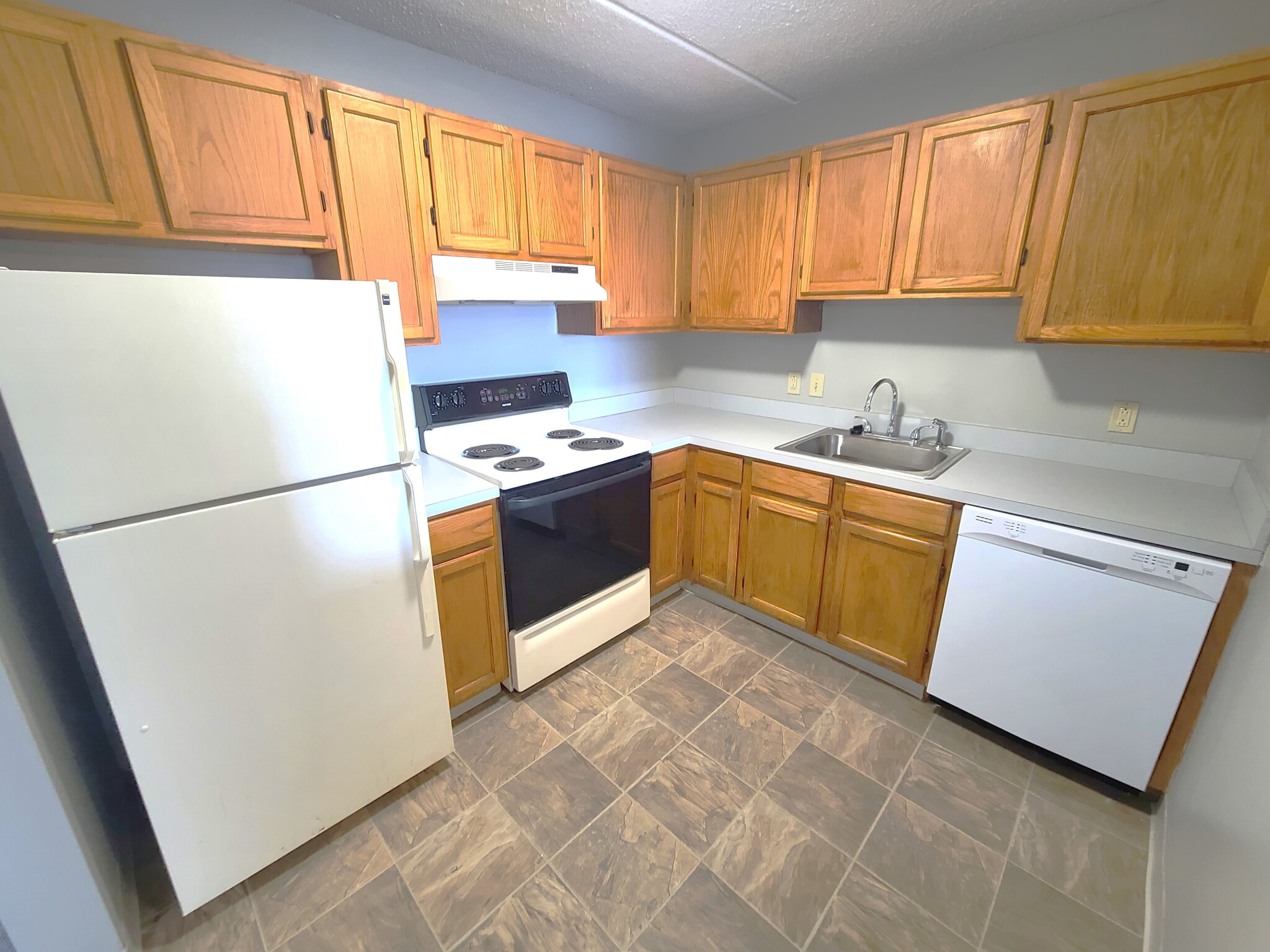 2 bed, 2 bath apartment for rent at 25 South Point Dr Unit 503, Dorchester — photo 1 of 12