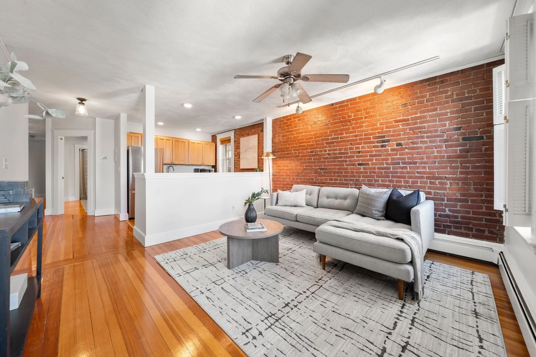 2 bed, 1 bath apartment for rent at 25 South St Unit 4A, Brighton