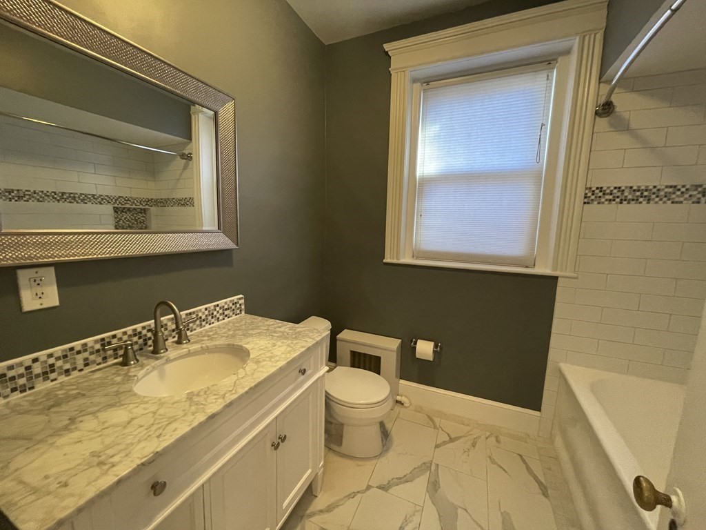 2 bed, 1 bath apartment for rent at 25 Stearns Rd Unit 4, Coolidge Corner — photo 14 of 24